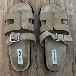 Steve Madden Beige Buckle Sandals